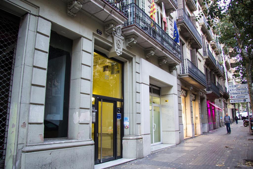 Hostal Aribau - Barcelona — Photos 2